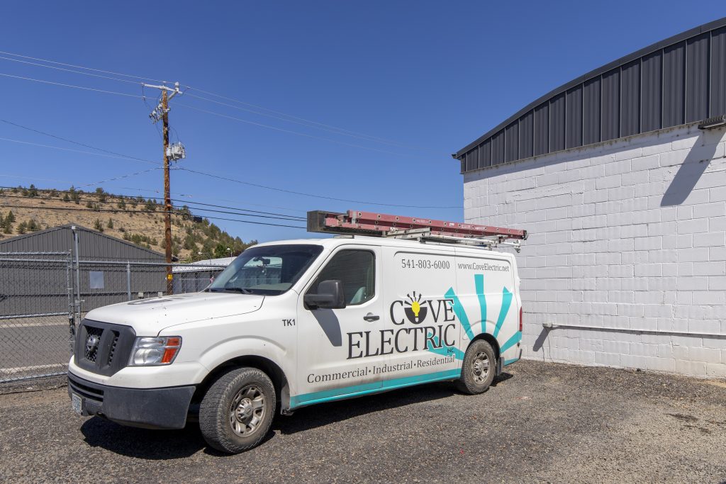 Gallery 23 Van
